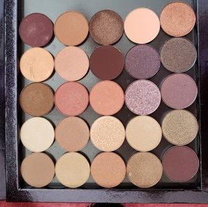 Anastasia Beverly Hills single shadows